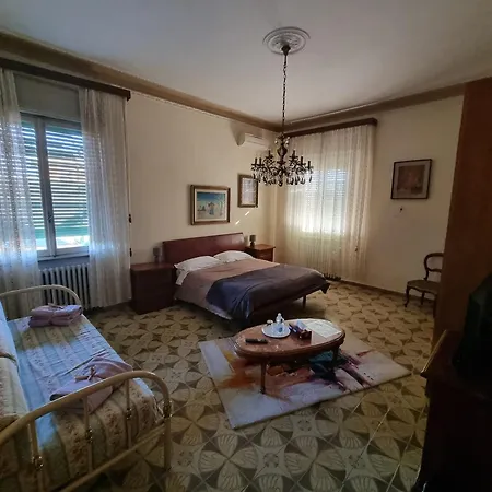 Viaemilia Bed & Breakfast